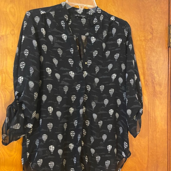 Mandy Evans V-neck 3/4 Sleeve Sheer Blouse - Picture 3 of 3